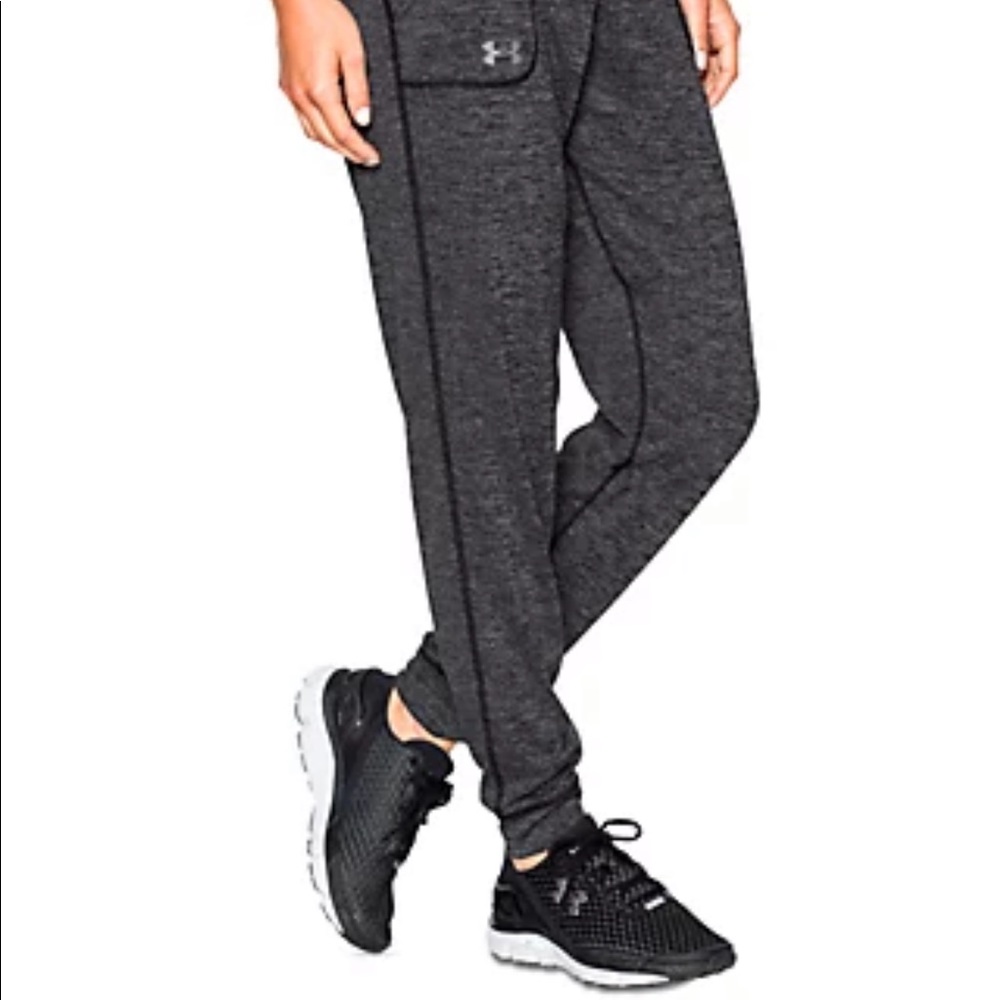 Under Armour tech joggers